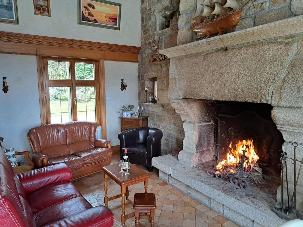 Breton Granite Stone House With Fantastic Sea Views Vila Saint-Pol-de-Léon Exterior foto